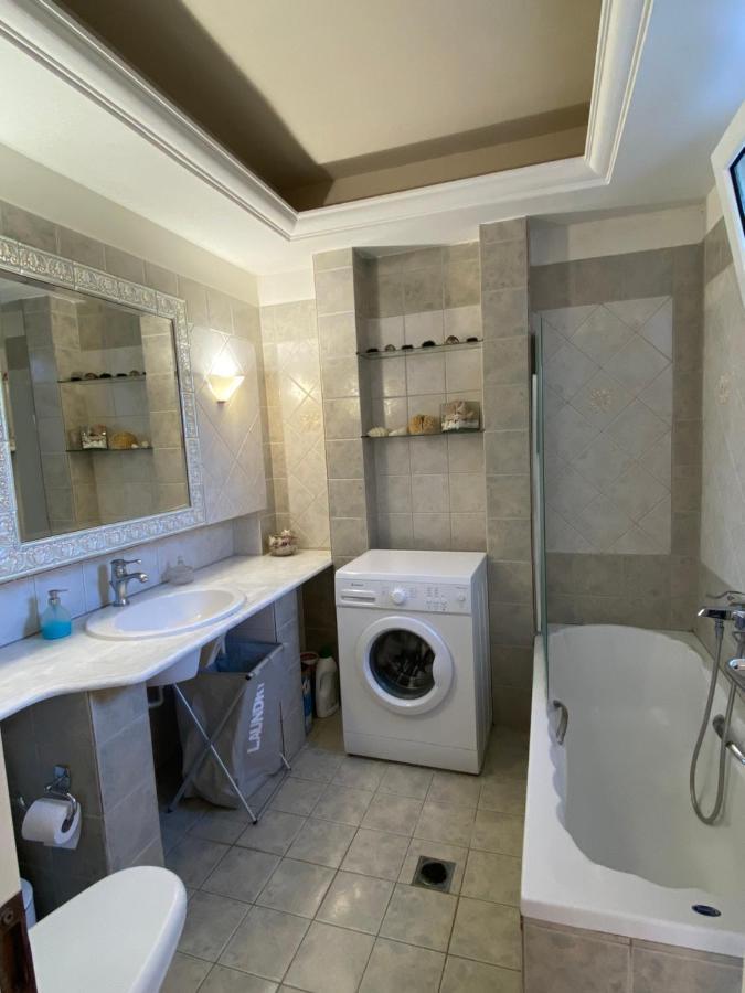 Atelie γιούλη Apartment Pefki (Evia)