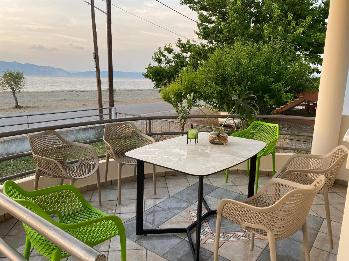 Apartment Atelie γιούλη *