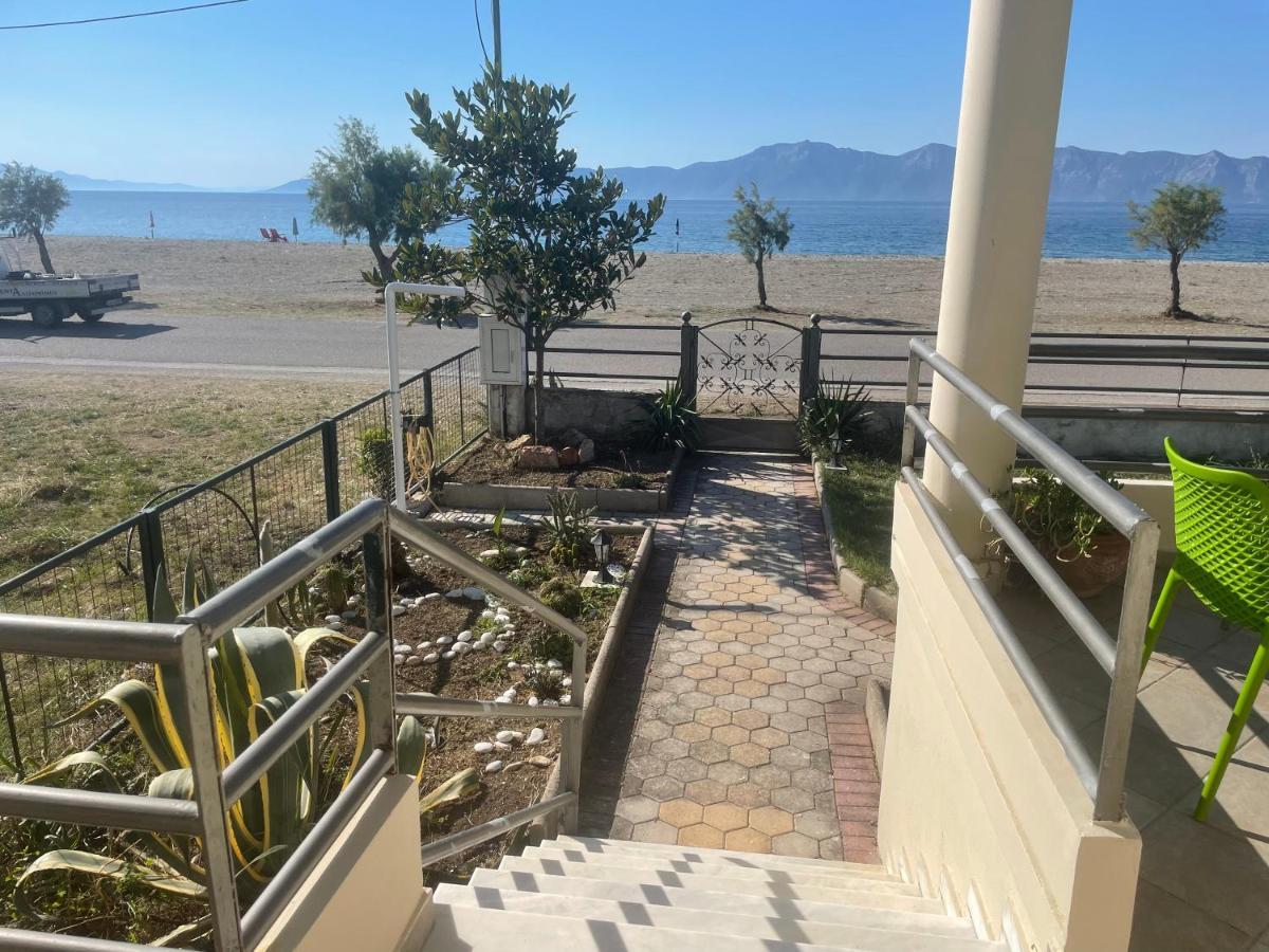 Atelie γιούλη Apartment Pefki (Evia)